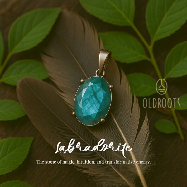 Natural Labradorite Pendant - Diamond Cut